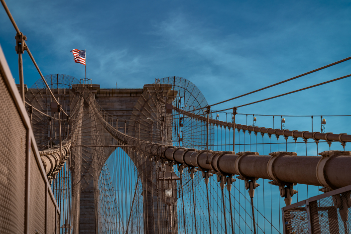Teilaufnahme der Brooklyn Bridge in New York - Reisefotografie